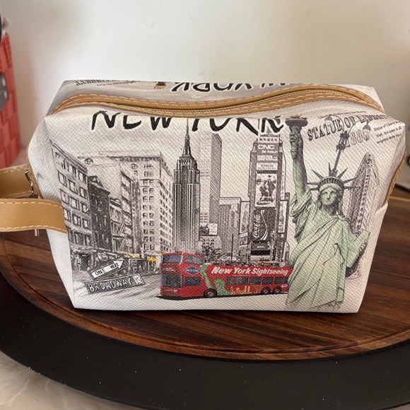 Handbags - New York City travel cosmetic bag with all the major sights to see